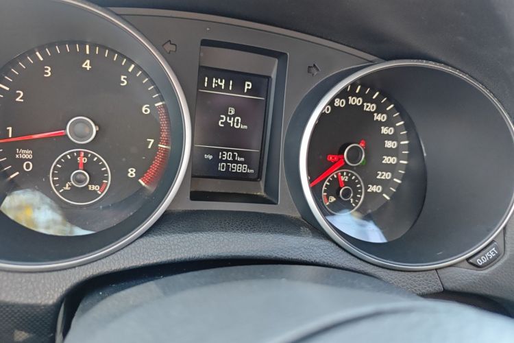 大众 高尔夫 2012款 1.6 自动舒适型中控内饰15