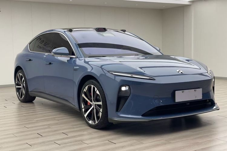 蔚来ET5 2022款 75kWh车身外观3