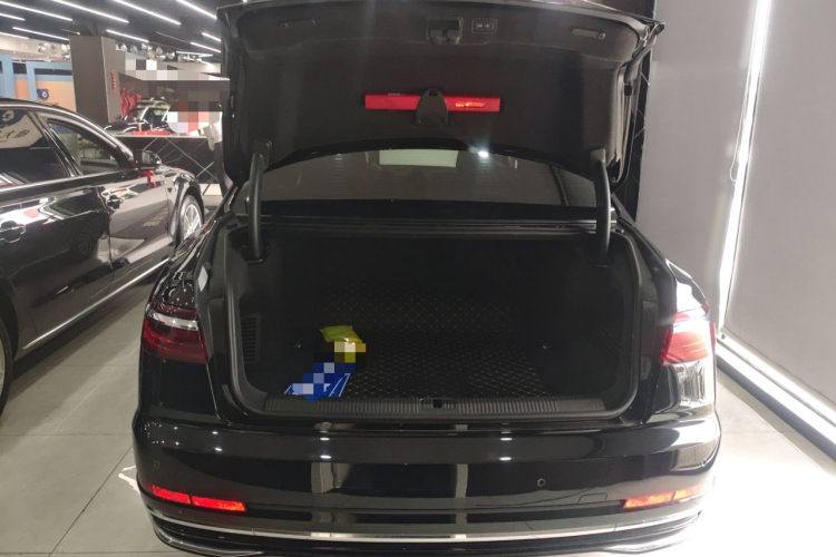 奥迪A8 2024款 A8L 50 TFSI quattro 臻选型局部细节23