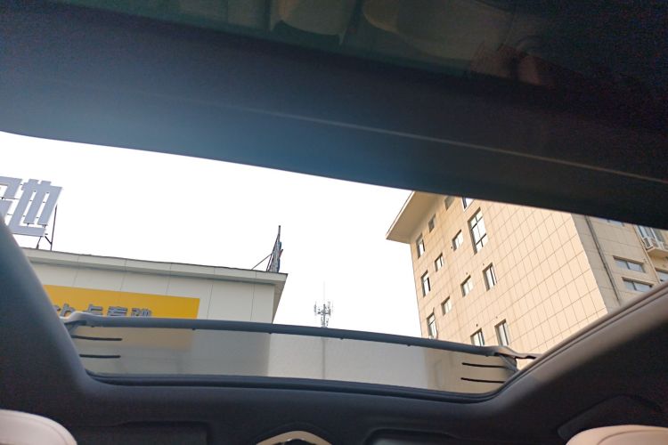 保时捷 2018款 Macan 2.0T中控内饰22