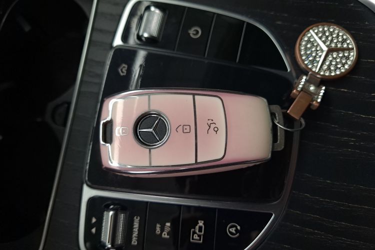 奔驰C级 2021款 C 200 L 时尚型运动版中控内饰11