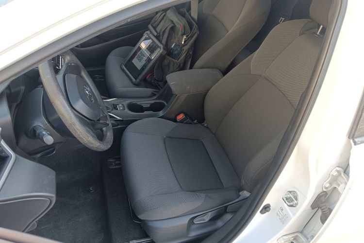 丰田 雷凌 2021款 TNGA 1.5L CVT进取版局部细节19