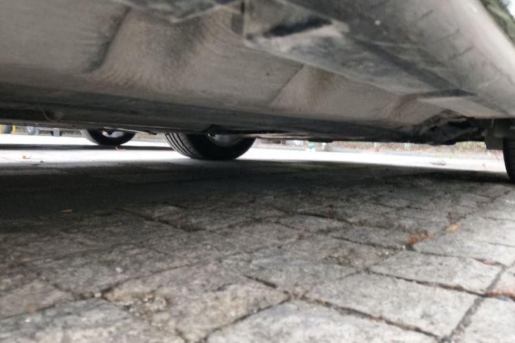 福特 蒙迪欧 2013款 2.0L GTDi200豪华型局部细节9001