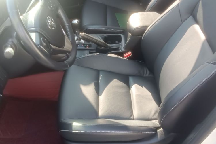 丰田 RAV4荣放 2016款 2.0L CVT两驱智尚版 国V中控内饰19