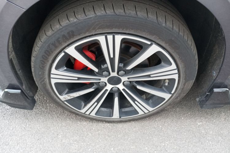 吉利汽车 星瑞 2025款 东方曜 2.0TD 望月版车身外观6007