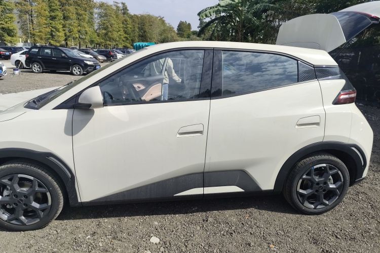 比亚迪 海鸥 2025款 305km 自由版车身外观6003