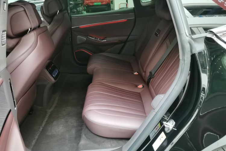 腾势Z9GT 2024款 1100四驱Ultra版中控内饰7004