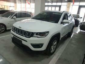 Jeep 指南者 2019款 200T 自动家享-互联大屏版