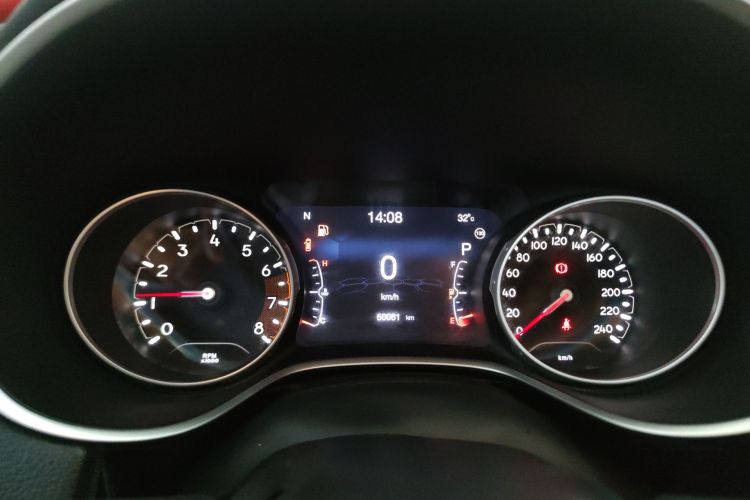 Jeep 指南者 2017款 200T 自动家享版中控内饰14