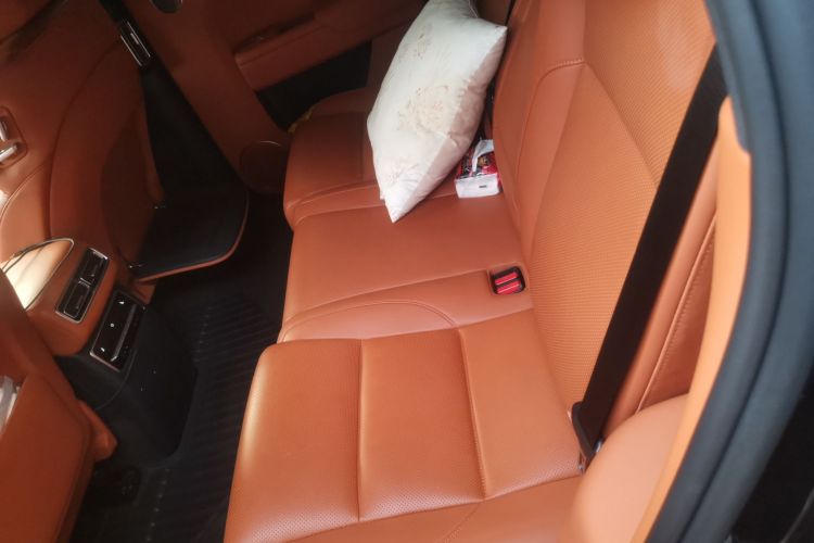 理想汽车 理想L7 2023款 Air中控内饰21