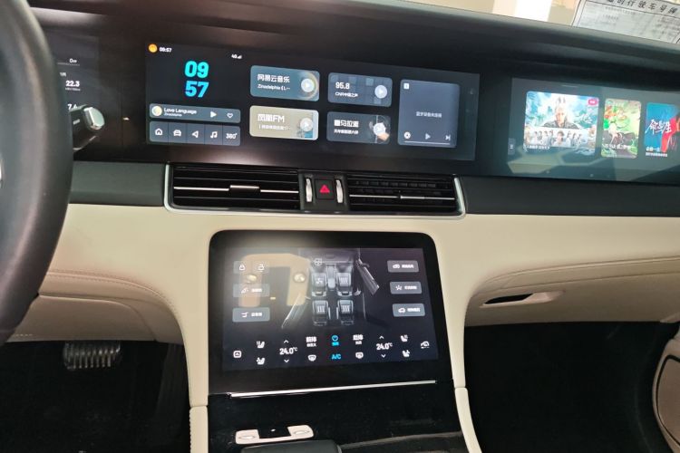 理想汽车 理想ONE 2021款 增程6座版中控内饰16