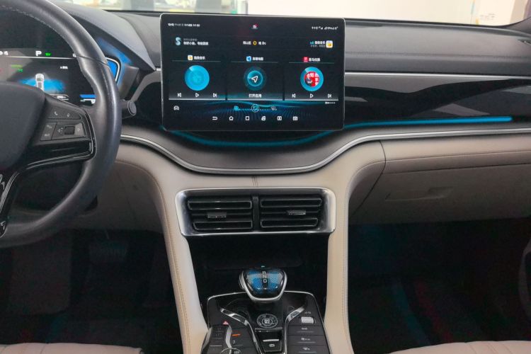 比亚迪 宋PLUS新能源 2021款 DM-i 110KM 旗舰型中控内饰16