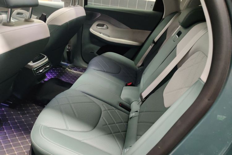 ARCFOX极狐 极狐 阿尔法S(ARCFOX αS) 2023款 735E+ 森林版 160kW中控内饰7004