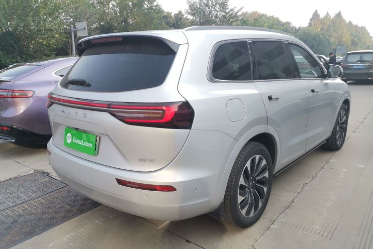 鸿蒙智行 问界M7 2024款 1.5T 四驱Plus版 5座车身外观6005