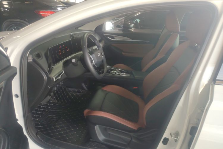 长安 逸动 2024款 PLUS 蓝鲸NE 1.4T GDI DCT高能版局部细节19