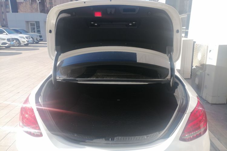 奔驰C级 2018款 C 180 L 时尚型运动版局部细节23