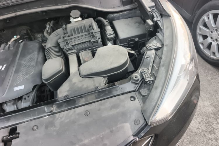 现代 胜达 2013款 2.4L 自动四驱智能型机舱底盘26