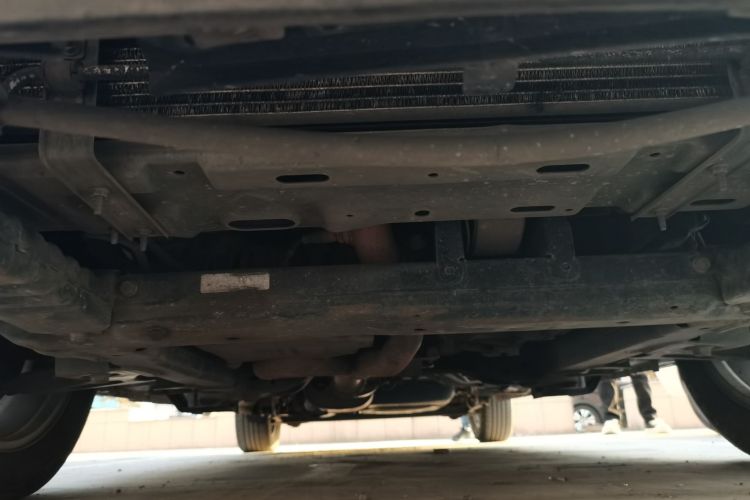 别克GL8 2011款 3.0L GT豪华商务豪雅版局部细节9008