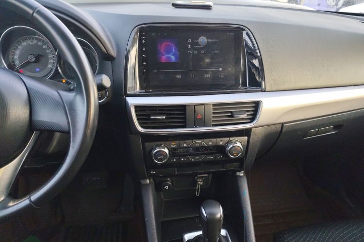 马自达CX-5 2015款 2.0L 自动两驱都市型中控内饰16