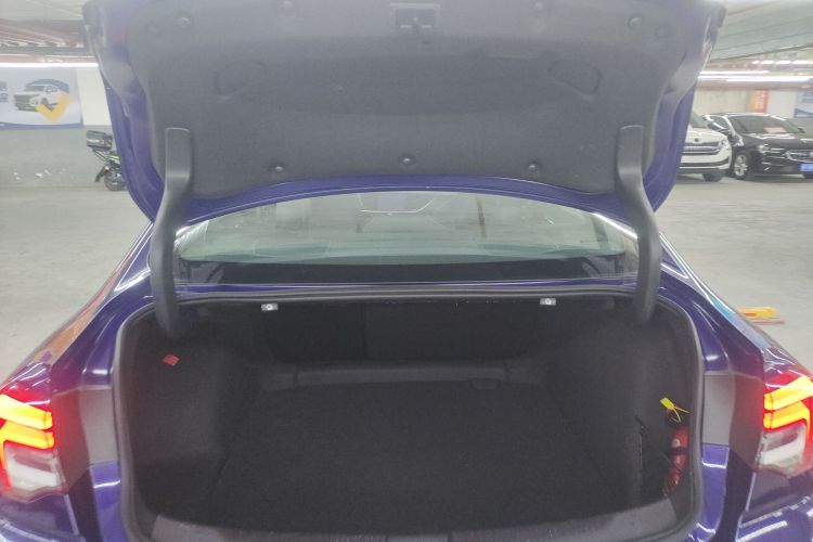 别克 君威 2021款 GS 28T 尊贵型局部细节23