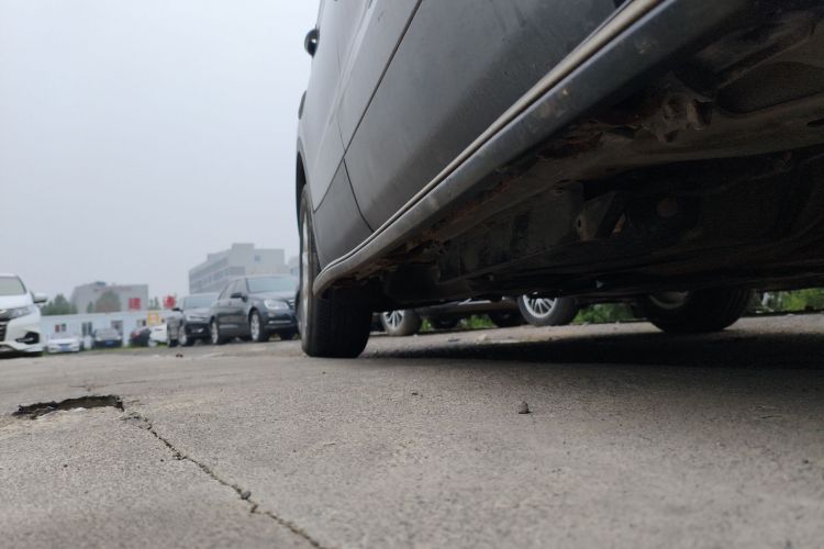 别克 昂科威 2019款 20T 两驱领先型 国VI机舱底盘29