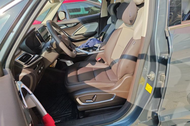 吉利汽车 嘉际 2019款 1.5TD MHEV DCT尊享型中控内饰19