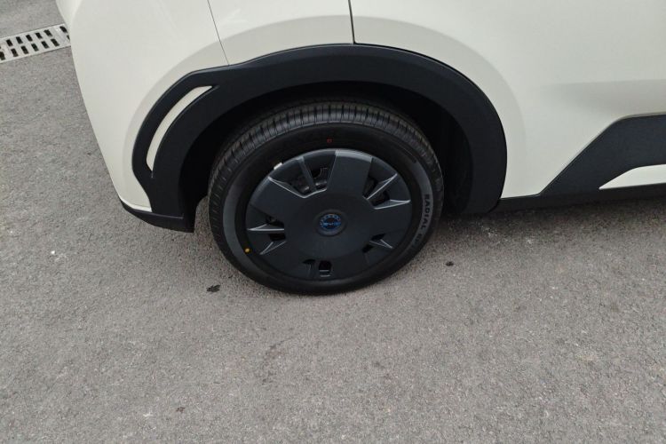 比亚迪 海鸥 2025款 305km 活力版车身外观6008