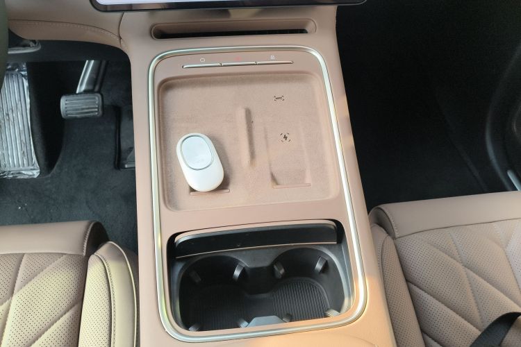 蔚来ES6 2025款 75kWh中控内饰18