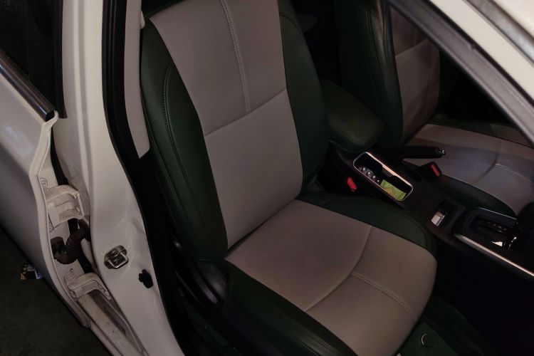 日产 轩逸 2024款 经典 1.6XE CVT舒适版局部细节41