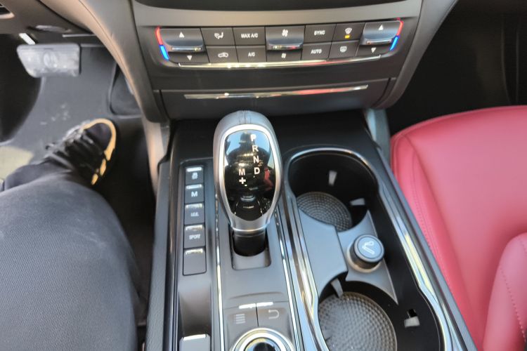 玛莎拉蒂 Ghibli 2017款 3.0T 标准版中控内饰18