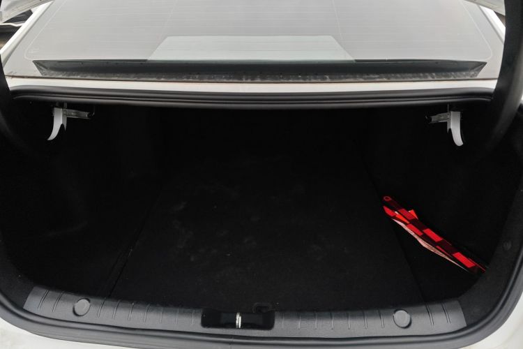 吉利汽车 帝豪GL 2019款 1.4T CVT精英智享版机舱底盘23