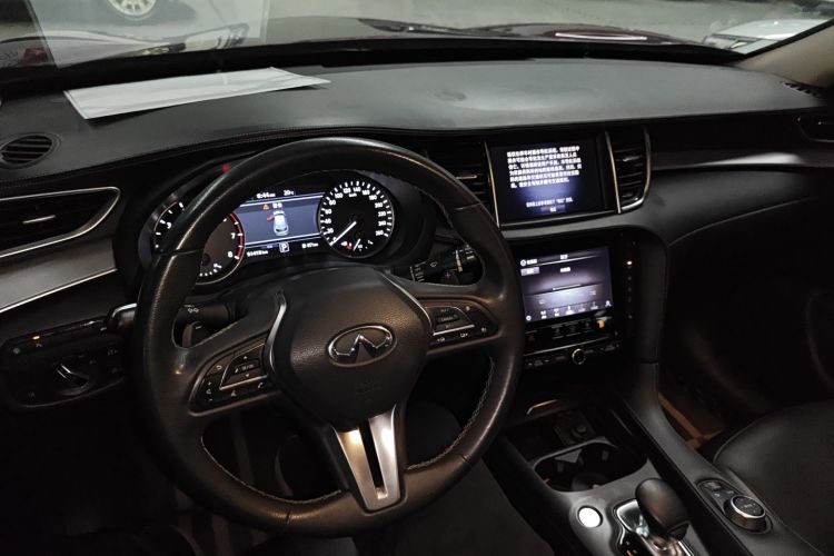 英菲尼迪QX50 2020款 2.0T 四驱领航版中控内饰7002