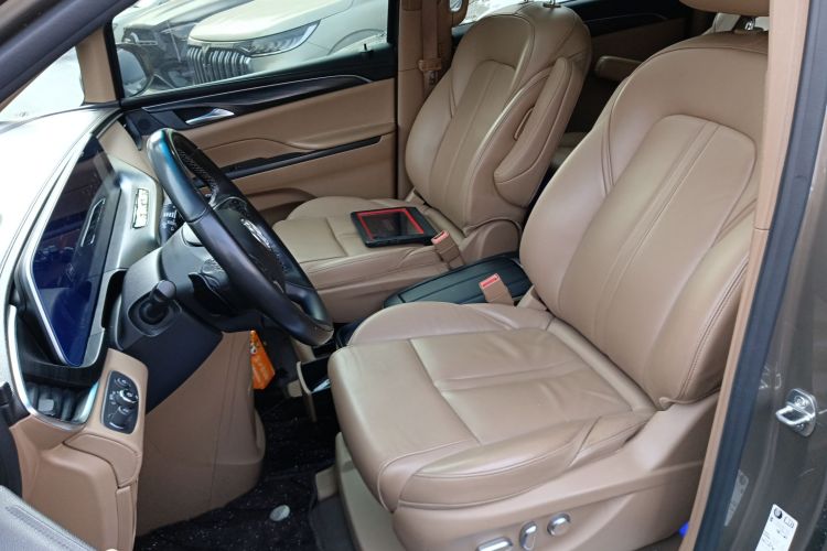 别克GL8 2021款 ES陆尊 653T 尊享型中控内饰19