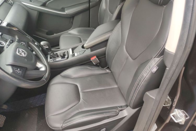 江铃 驭胜S330 2016款 1.5L GTDi 自动两驱尊贵版局部细节19