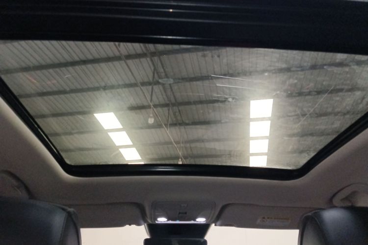 红旗HS5 2019款 2.0T 智联旗享四驱版中控内饰22