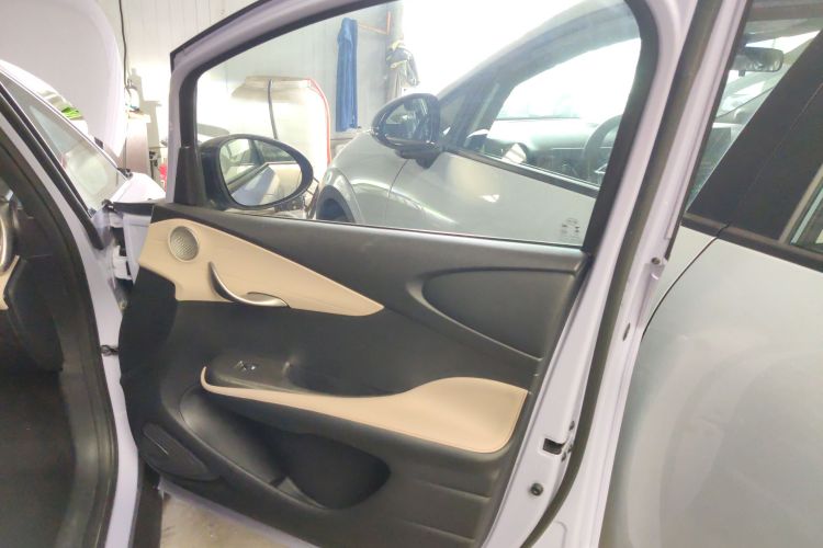 比亚迪 海豚 2023款 420km 自由版中控内饰42