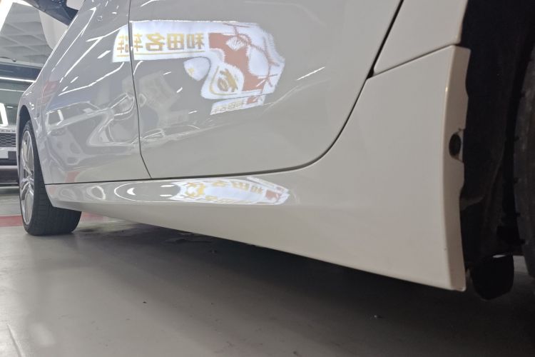 宝马1系 2019款 120i 领先型M运动套装局部细节9002