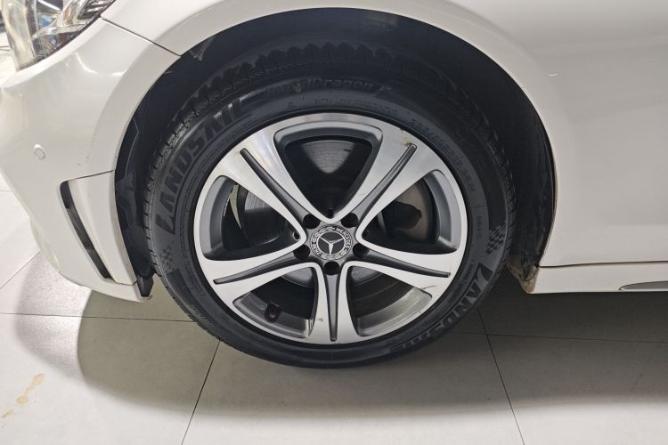 奔驰C级 2019款 改款 C 260 L 运动版车身外观6007