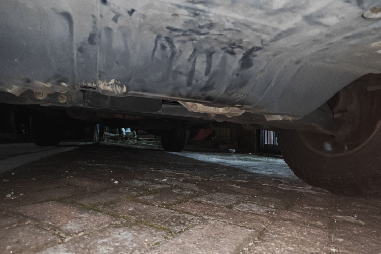 日产 途乐 2017款 5.6L 标准型局部细节9008