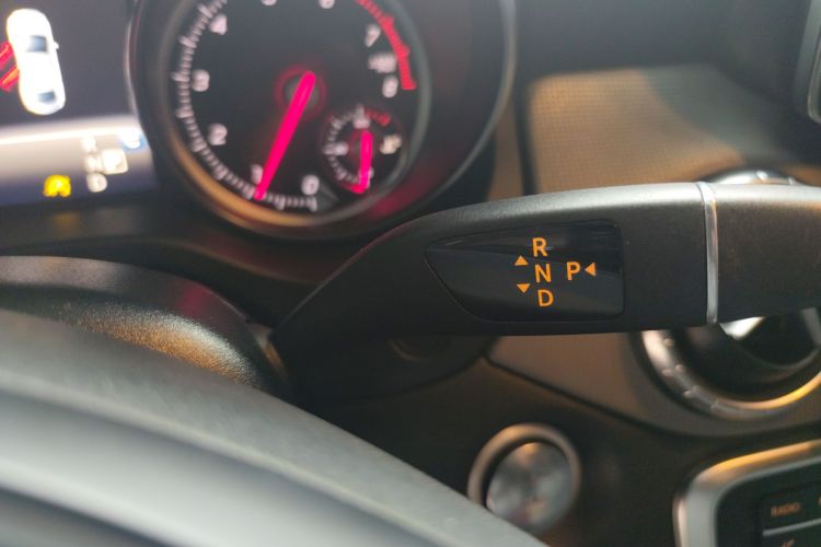 奔驰CLA 2019款 CLA 200 时尚型局部细节18