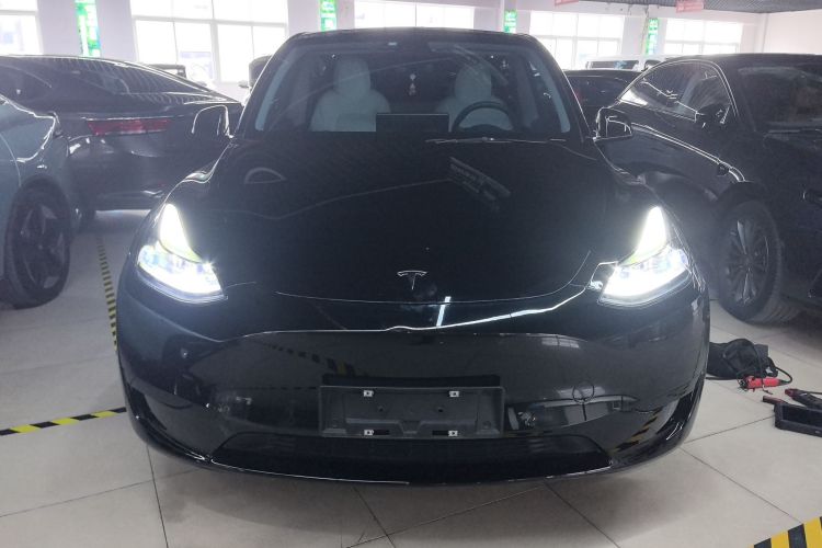 特斯拉 Model Y 2022款 改款 后轮驱动版车身外观6001