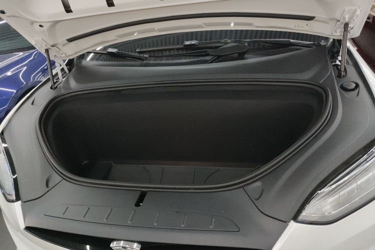 特斯拉 Model X 2023款 双电机全轮驱动版局部细节24