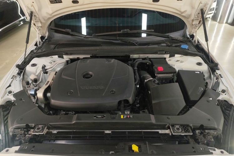 沃尔沃S60 2021款 T4 智远豪华版机舱底盘24