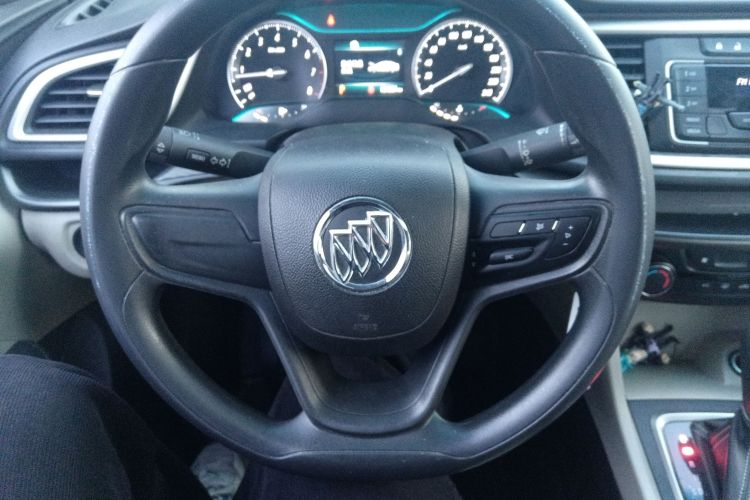 别克 英朗 2015款 18T 双离合精英型局部细节13