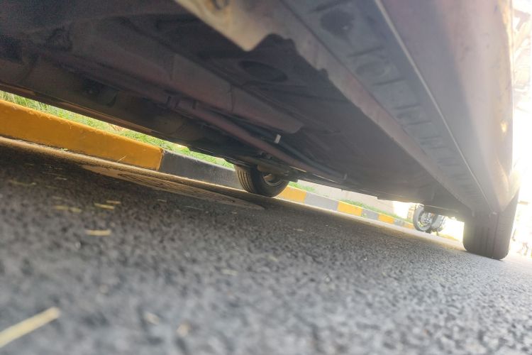 丰田 雷凌 2017款 1.2T G CVT精英版局部细节9004