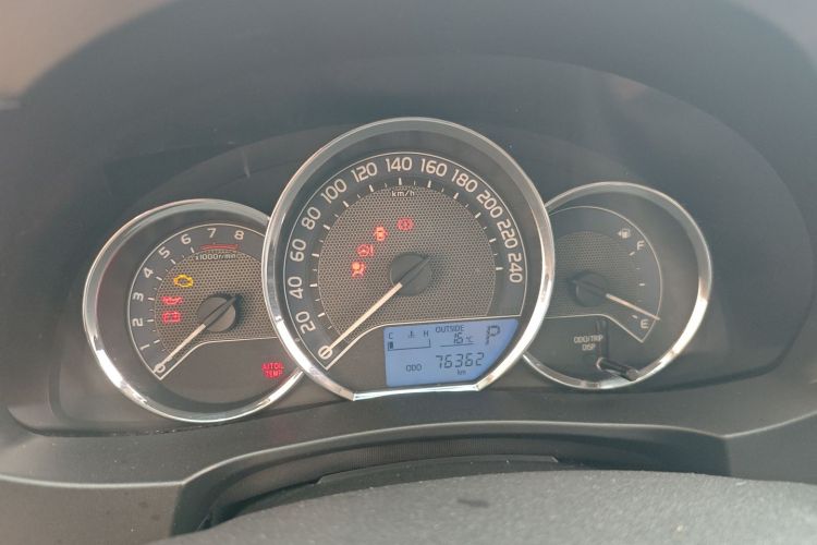 丰田 卡罗拉 2017款 改款 1.6L S-CVT GL中控内饰14