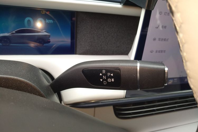 小鹏G6 2023款 580 长续航 Pro局部细节18