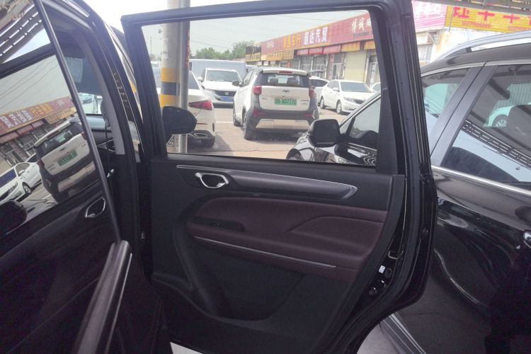 广汽传祺 传祺M6 2021款 PRO 270T DCT豪华版中控内饰45