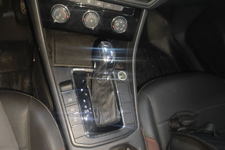 大众 宝来 2021款 1.5L 自动舒适智联版中控内饰18