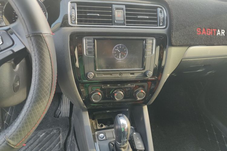 大众 速腾 2018款 1.6L 自动舒适型中控内饰16